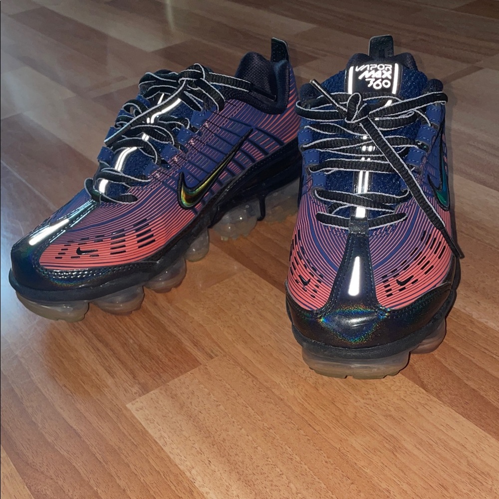 Nike Women VaporMax Plus Sneakers Size 6